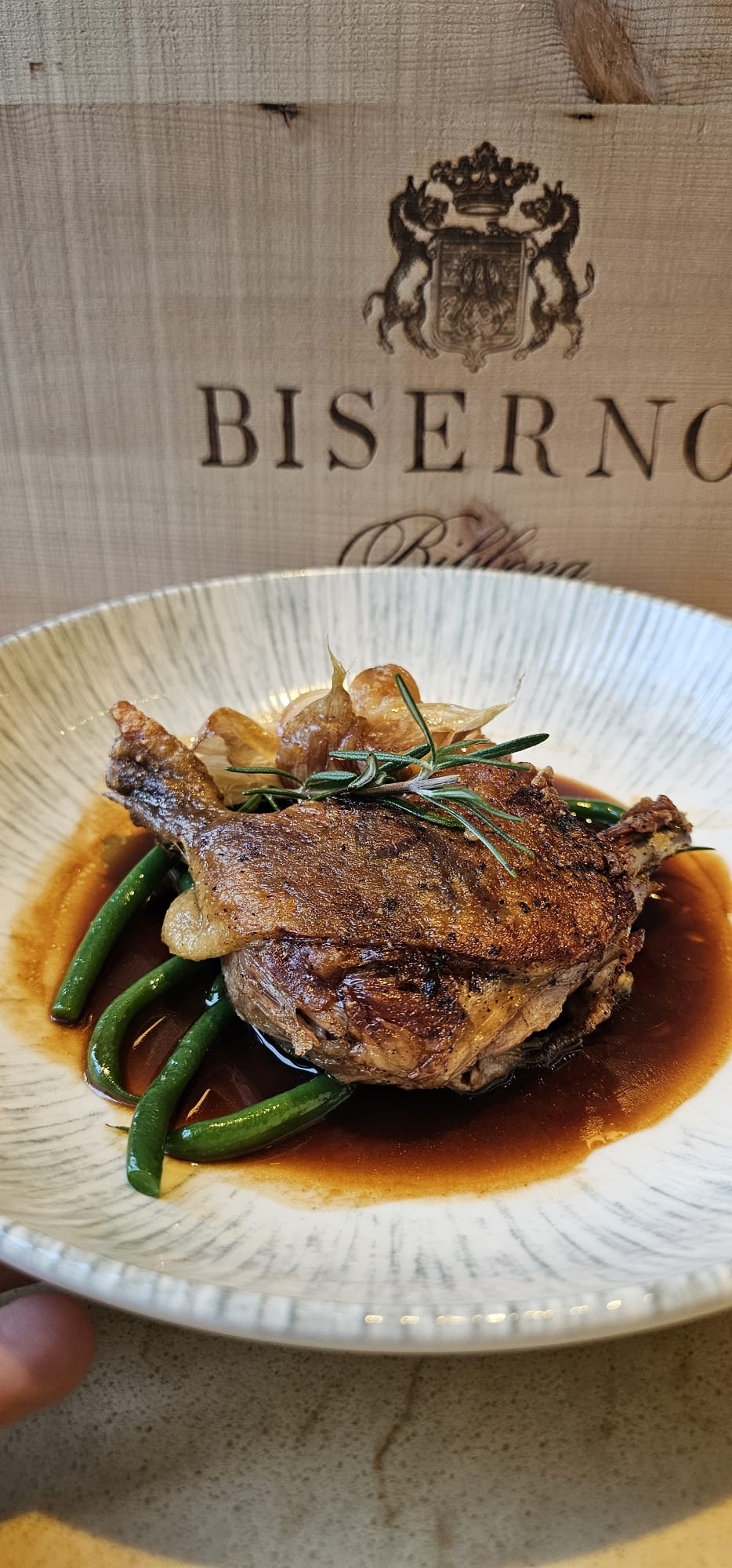 Duck Leg Confit with French Beans, Garlic Confit & Jus