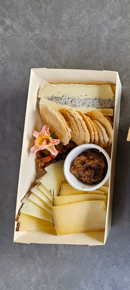 Assorted Mixed Cheese Platter (200gm )
