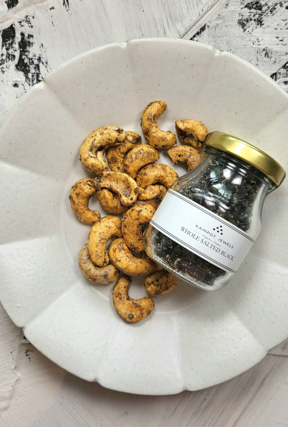 Roasted Organic Cashew Nuts with Kampot Salted Black Pepper